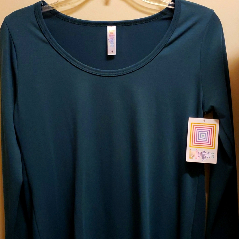 Lularoe NWT XS long sleeve shirt